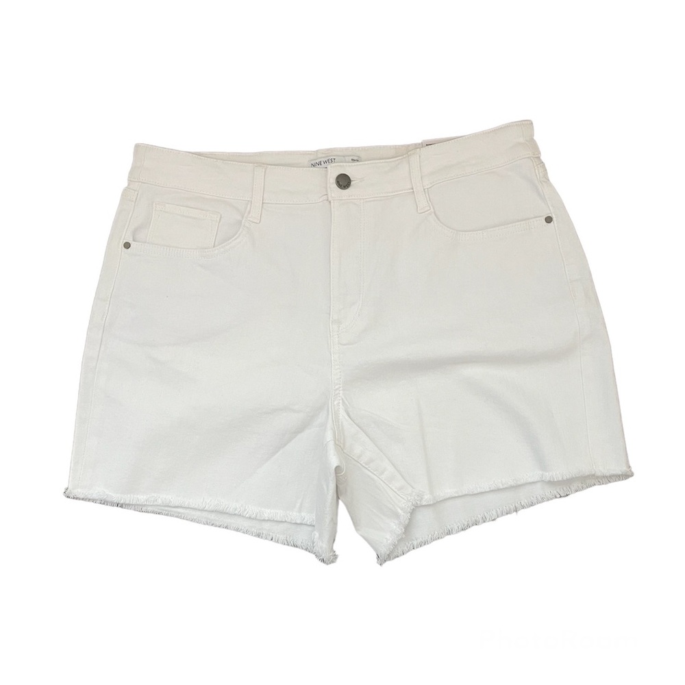 Nine West Mid-Rise White Shorts - NWT - 14